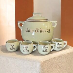 Vintage Tom And Jerry Homer Laughlin Soup Tureen Bowl 4 Cups USA MCM Gold Green